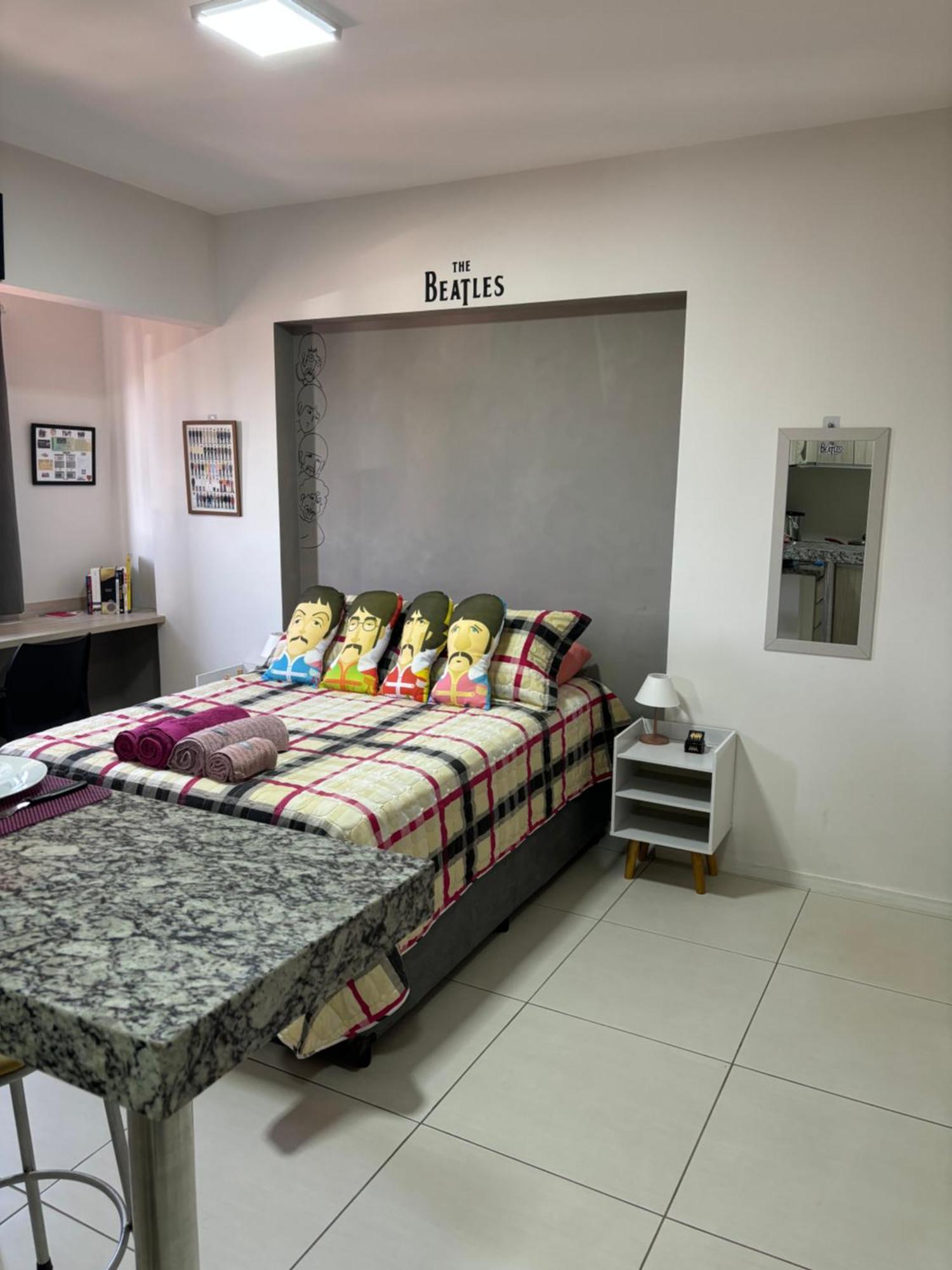 Bookln'Beatles- Spot Residence Miami 708 Araraquara Buitenkant foto