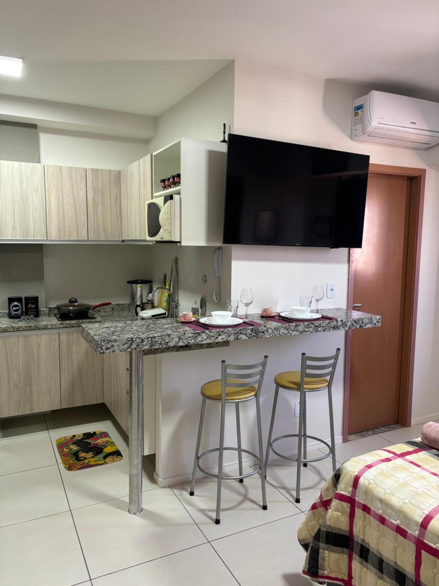 Bookln'Beatles- Spot Residence Miami 708 Araraquara Buitenkant foto